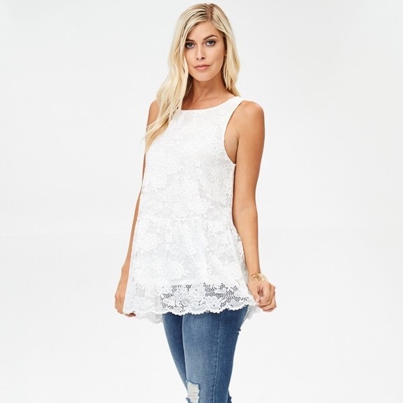 Tops - Make Offer 🌷Last 1️⃣ Ivory Sleeveless Lace Tunic